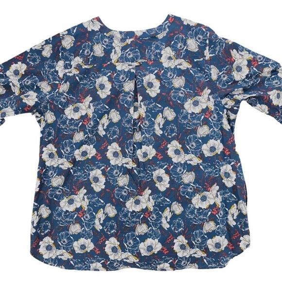 2/$25 small Duluth Trading Company Floral Pocket Button Anti Wrinkle Tunic Shirt - Picture 2 of 8